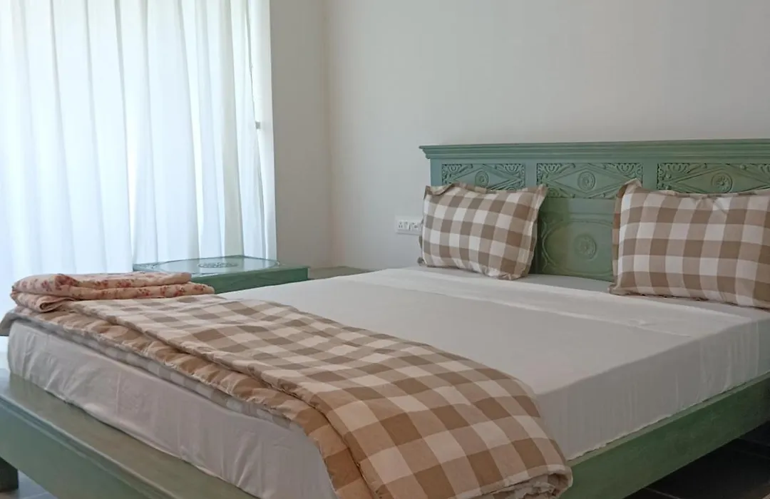 Hotel Mewari Villa Pure Veg-1